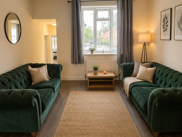 New Broadway, Uxbridge UB10, 1 bed flat to rent, £1,750 pcm | PrimeLocation