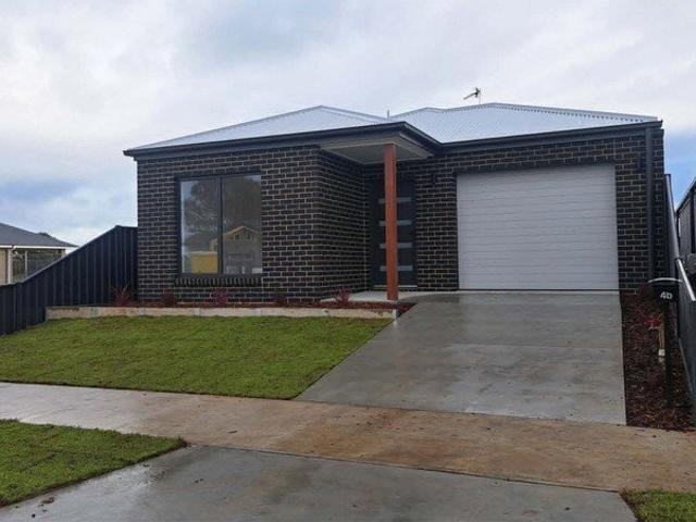 NEW BUILD 3 BEDROOM HOME