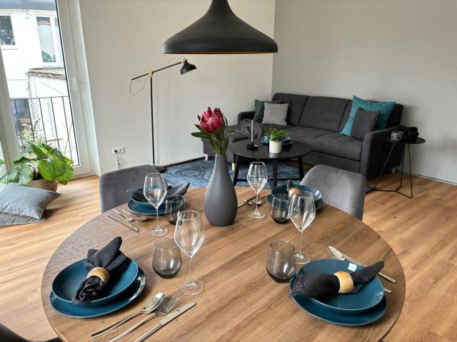 New Build 2024 / Garden Balcony / Stylish & Quiet Studio Apartment in a Prime Location