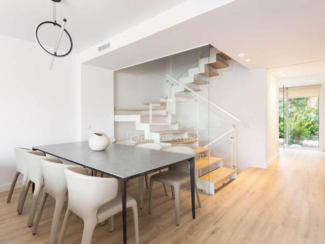 New build 6 Bedroom house / villa with 108m² garden for rent in Gavà Mar, Barcelona