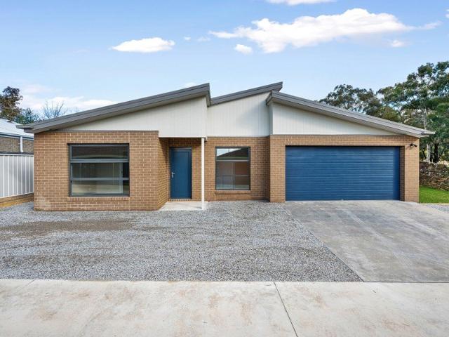 New Build Classy Townhouse Living