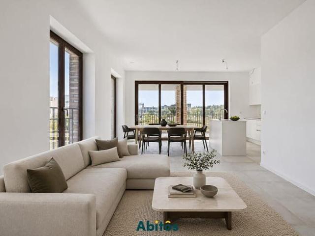 New build apartment with 2 bedrooms and a spacious terrac.
