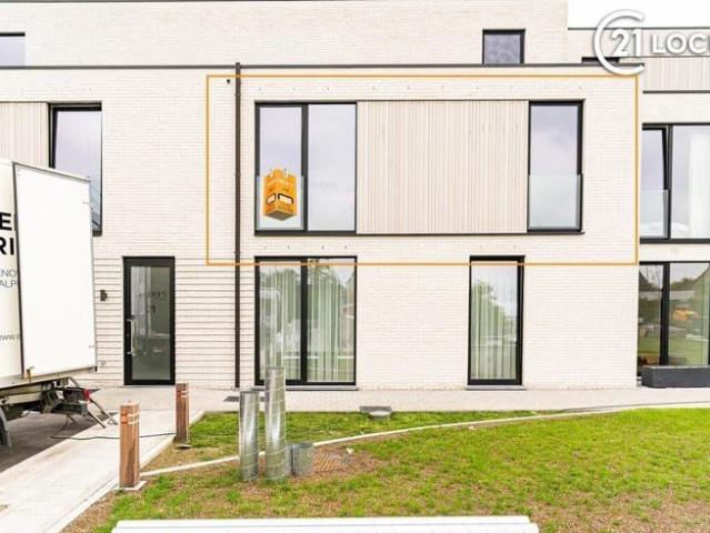New build apartment, 2 bedrooms, terrace, parking in Beveren