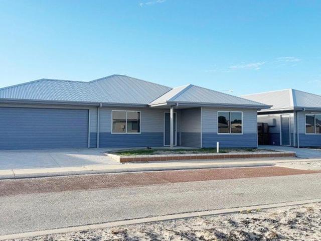 BRAND NEW BUILD WITH GRANNY FLAT & SHED! $2,000 LANDSCAPE PACKAGE ON OFFER