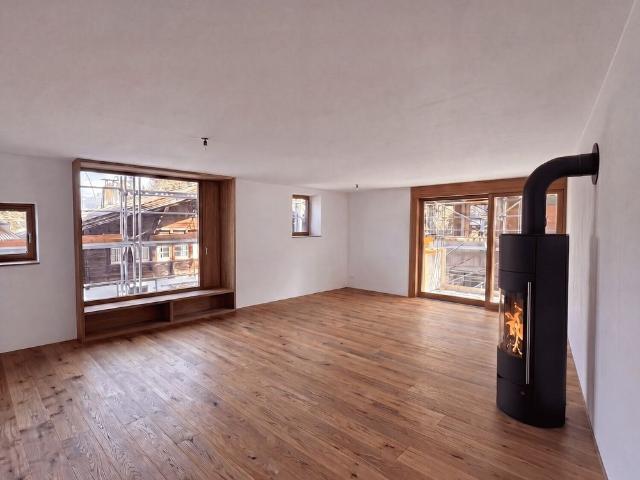 New build holiday apartment near the ski lifts
