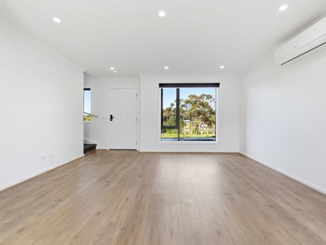 NEW BUILD HOME FOR RENT IN BACCHUS MARSH