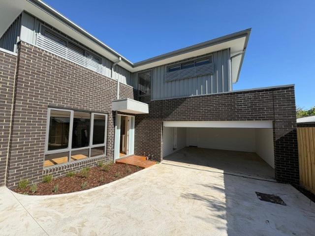 New Build in a Prime Airport West Location