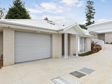 NEW BUILD, NEW LIFESTYLE MOVE STRAIGHT IN