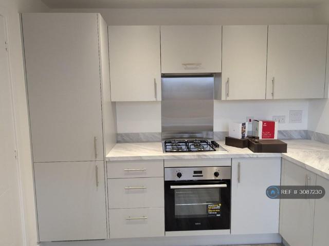 New Development Opposite Darent. 1 bed in a house share to rent £750 pcm £173 pw