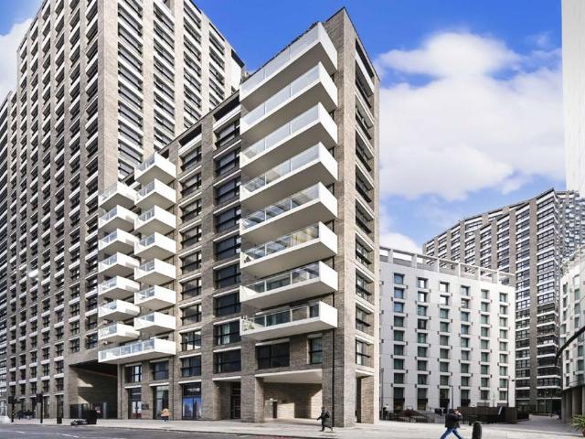 New Drum Street, London E1 3 bed flat to rent £4,200 pcm £969 pw