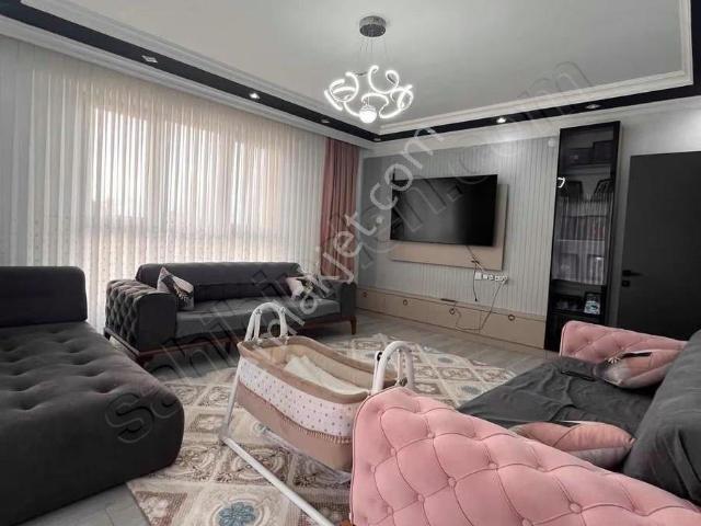 New Emlak'tan Esentepe'de Satılık Özel Garajlı 3+1 Daire