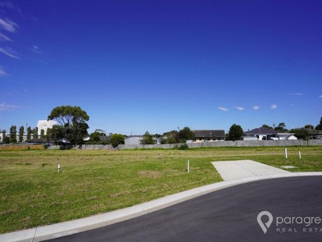 NEW ESTATE LAND READY TO BUILD ON WITH PROM VIEWS