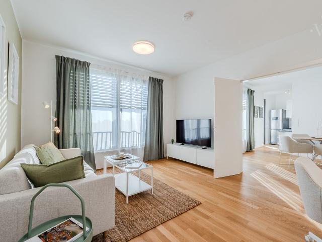 NEW! Exclusive penthouse with roof terrace in Berlin Zehlendorf, Berlin Amsterdam Apartments for Rent