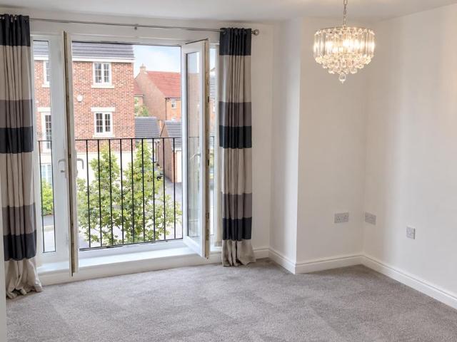 New Forest Way, Leeds LS10, 2 bed flat to rent, £950 pcm | PrimeLocation