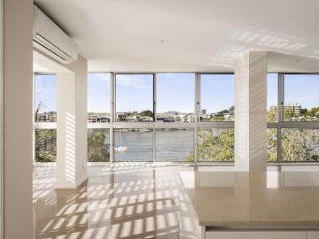 New Farm Riverfront, North East and Remarkably Rare