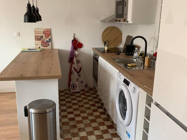 New, fully equipped two room apartment Cathedral of the Kings of France
