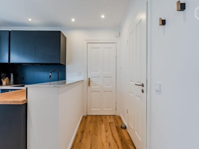 New: Fully furnished 2 room apartment in Berlin Mitte Moabit, Berlin Amsterdam Apartments for Rent