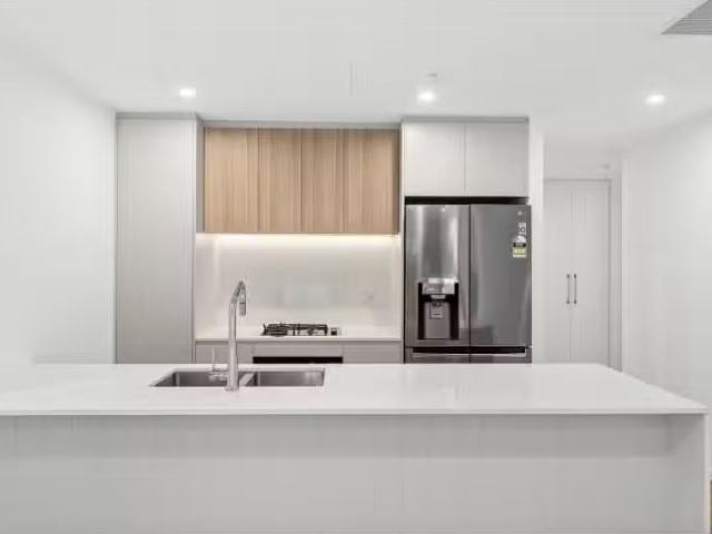 Cheap G04/5 Wyuna Street, Beverley Park Apartment for rent Li.