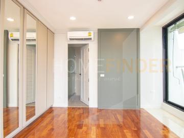 New House Condominium 3 bedrooms, for rent
