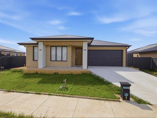 NEW HOME IN A PEACEFUL NEW ESTATE