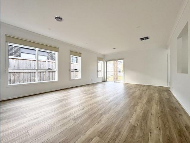 New Home in Prime Location!