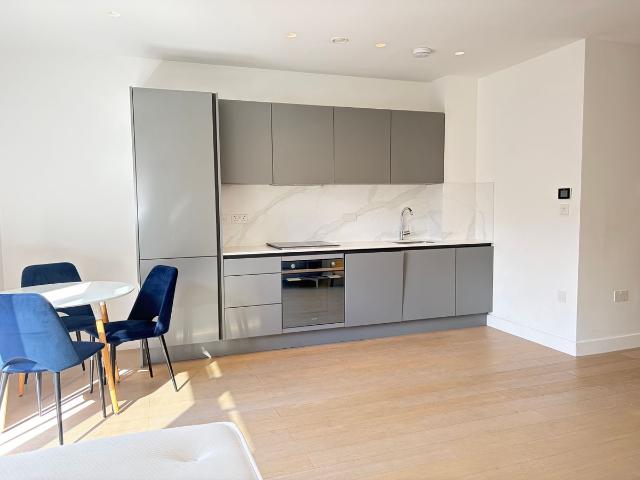 New Horizons Court, Brentford TW8, Studio to rent, £1,465 pcm | PrimeLocation