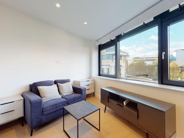 New Horizons Court, Brentford TW8, Studio to rent, £1,465 pcm | PrimeLocation