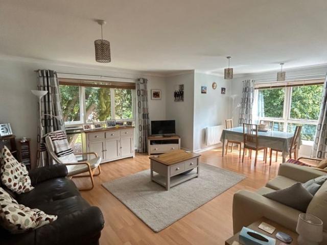 New Hawthorne Gardens, Liverpool L18, 3 bed flat to rent, £1,500 pcm | PrimeLocation