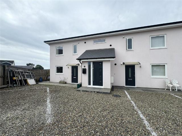 New Hedges, Tenby, Pembrokeshire, SA70 1 bed flat to rent £750 pcm £173 pw