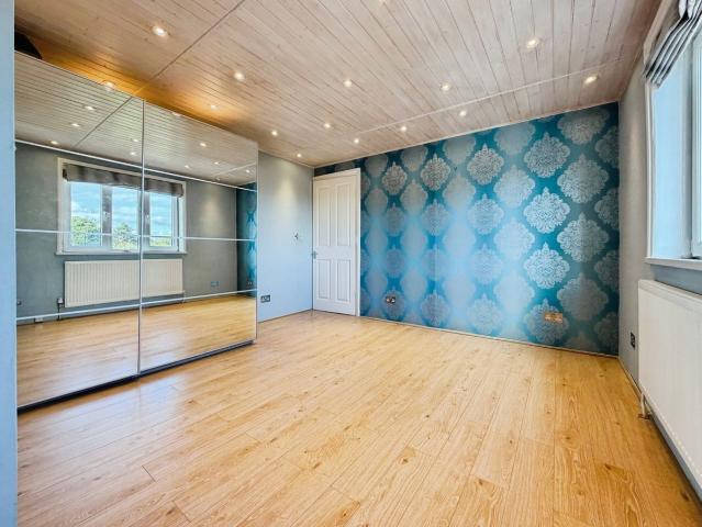 New Heston Road, Hounslow TW5, 3 bed property to rent, £2,400 pcm | PrimeLocation