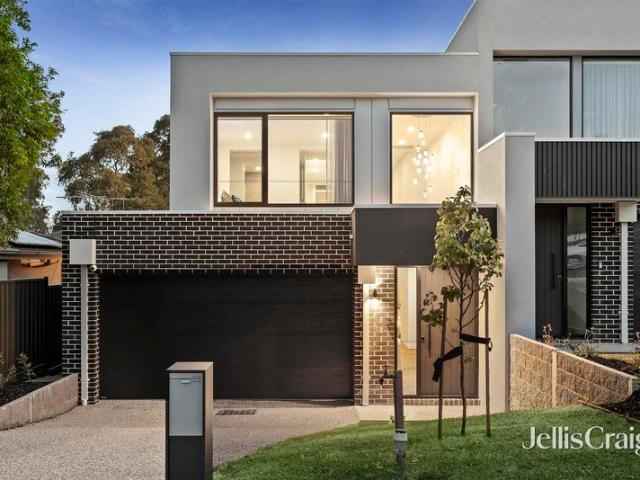New high end design with master on each level, zoned to Beverley Hills PS