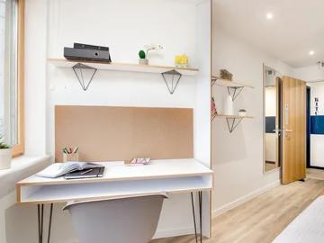 New Orient House, Townmead Road, London, SW6 2GW, United Kingdom | 1 bed house for rent #167885828 | Rentberry
