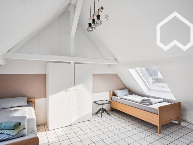 New loft in Essen E6, Essen Amsterdam Apartments for Rent