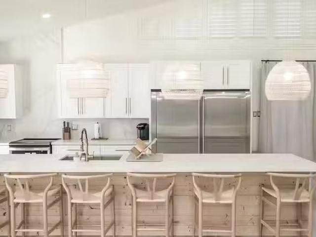 NEW LISTING Beautiful Spacious & high quality Boho Home in Gle.