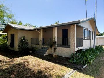 NEW LISTING PRIME RICHMOND HILL LOCATION