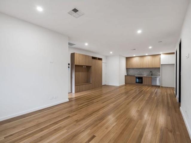 New Luxury Apartment