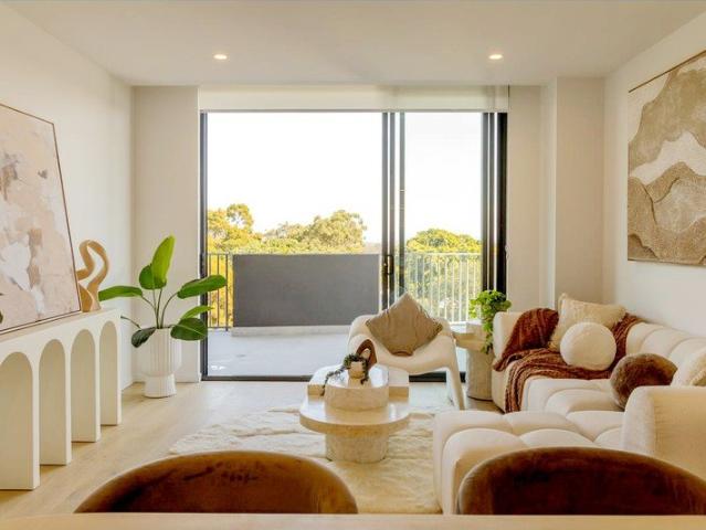New Luxury Apartment