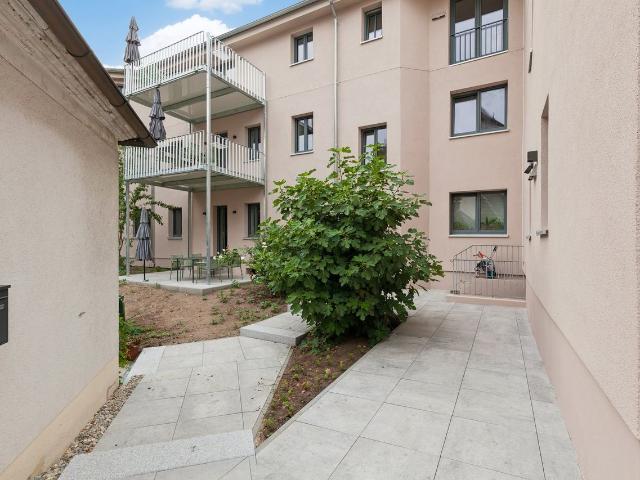 New & modern studio downtown Erlangen, Erlangen Amsterdam Apartments for Rent