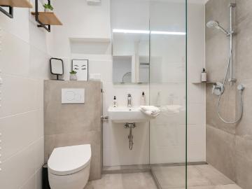 New modern temporary flat in Schwachhausen, Bremen Amsterdam Apartments for Rent