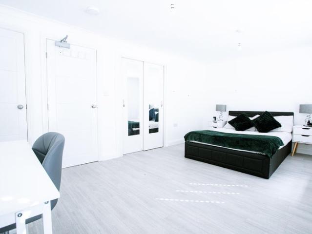 New Modern 1 Bed Flat Central Cambridge