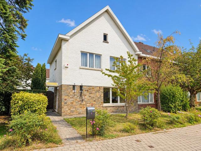 ! NEW ! Maison 3ch jardin de 200m²