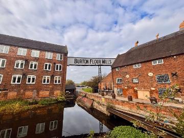 New Mill, Burton On Trent DE15, 3 bed flat to rent, £1,400 pcm | PrimeLocation