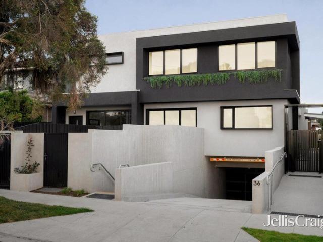 New north facing luxe in the McKinnon zone