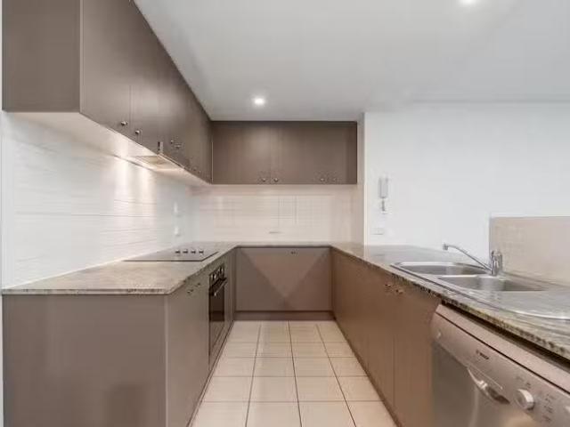 Just in! Newstead Avenue, Newstead, QLD 4006