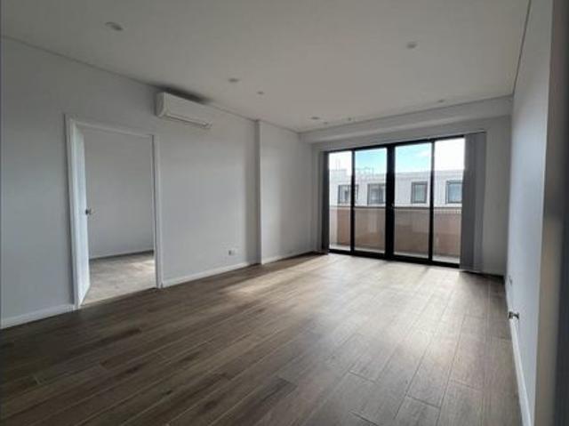 New near and modern 2 bedroom apartment for lease!