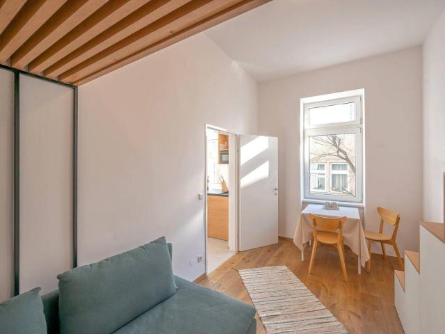 NEW* Short term apartment in walking distance to AUGARTEN, 3 6 months, furnished!