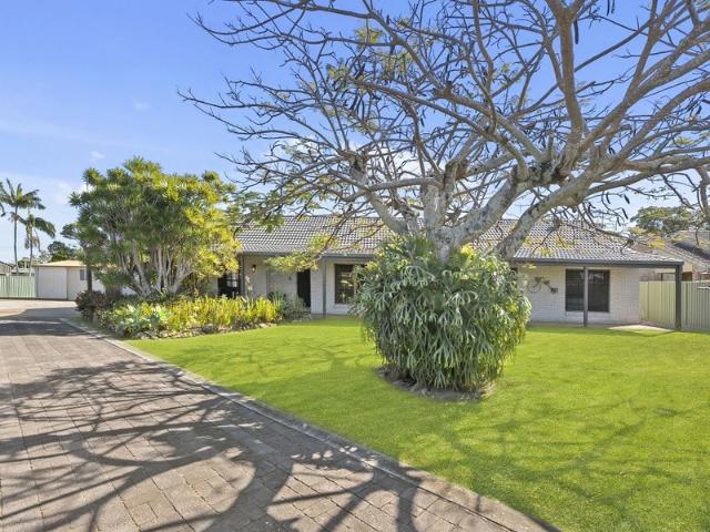 SIZE, APPEAL, VERSATILITY AND COMFORT WELL POSITIONED BONGAREE RESIDENCE