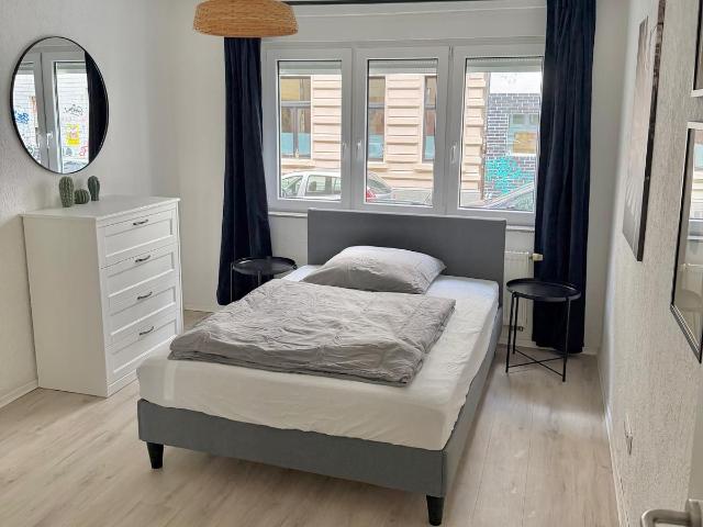 New, spacious apartment located in Köln, Koln Amsterdam Apartments for Rent