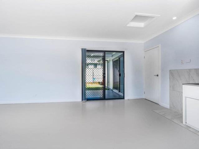 New, Stylish & Close to Town!