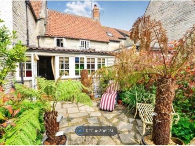 New St, Somerton TA11, 2 bed terraced house to rent, £1,395 pcm | PrimeLocation